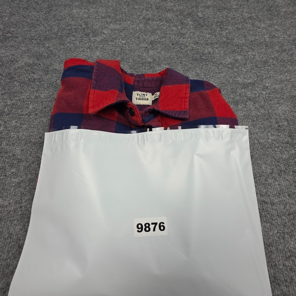 Flint And Tinder Shirt Mens Medium Red Blue Plaid Flannel Button Up Made USA - Picture 10 of 10